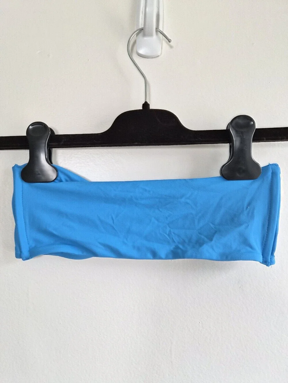 Toast Swim details sleek